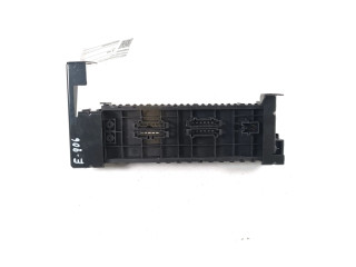 Pojistková skříňka A1665402350 Mercedes-Benz G W461 463 2012