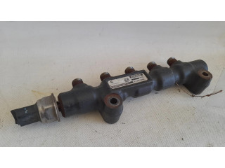 Топливная рампа 9654592680   Ford Fiesta  