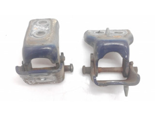 Передний комплект петлей