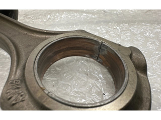 Píst Mercedes-Benz CLS AMG C219