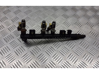 Vstřikovací lišta 3219018301 Fiat Punto (188)