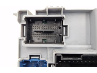   Pojistková skříňka 00520486370   Fiat Panda III 2012