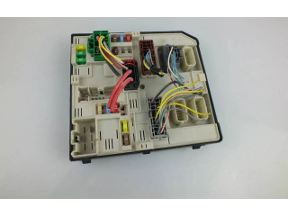 Pojistková skříňka 284B64259R Renault Zoe 2012