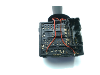 Ручка стеклоочистителей 8201168008, 681727472R Dacia Sandero II