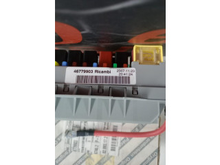 Pojistková skříňka 46779903, 46779903 Fiat Punto (188) 2001