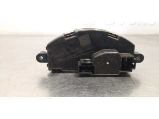 Блок управления климат-контролем 31497512 Polestar 2