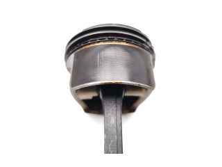 Píst HR12DE Nissan Micra HR12DE