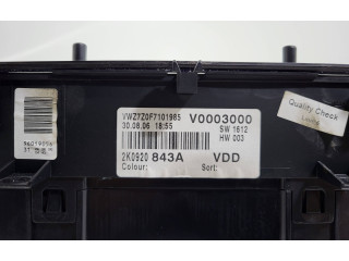 Přístrojová deska Volkswagen Caddy 2005 2K0920843A, V0003000