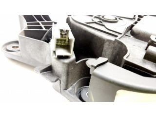 Механизм переключения передач (кулиса) (в салоне)