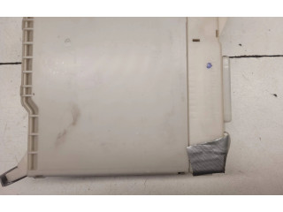   Pojistková skříňka 8273030272, 7D230551   Lexus GS 300 350 430 450H 2008