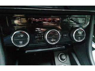 Блок управления климат-контролем    Skoda Superb B8 (3V)