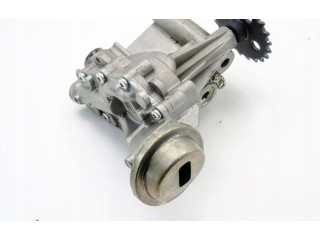 Масляный насос 150003395R Renault Clio IV