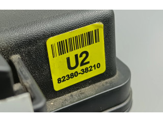 Блок предохранителей  8238038210   SsangYong Musso    