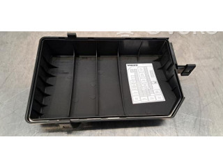 Блок предохранителей 31473868 Volvo XC40