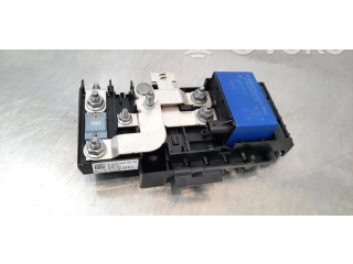 Pojistková skříňka A2465400950 Mercedes-Benz GLA W156 2016