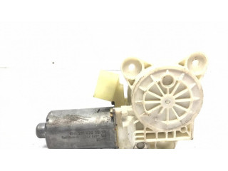 Передний двигатель механизма для подъема окон