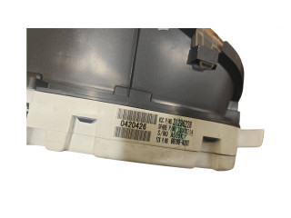 Панель приборов 31296228, L0ZJ6669   Volvo V50       