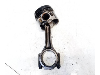 Píst Volkswagen PASSAT B5.5