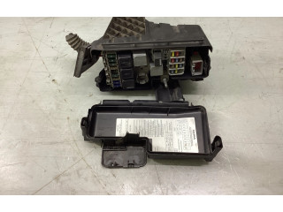 Pojistková skříňka 30728133, 28042008134932 Volvo XC90 2009