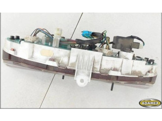 Přístrojová deska Nissan Serena 1997