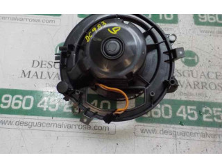 Вентилятор печки 5Q2819021B Volkswagen Golf SportWagen