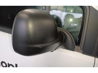 Zpětné zrcátko Peugeot Partner 2022