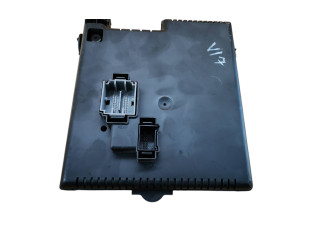 Блок предохранителей 30728512, 06W203 Volvo XC90