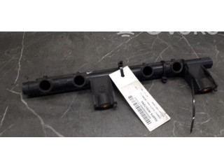 Топливная рампа 7700114546   Renault Clio II  