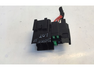 Pojistková skříňka 18022541 Nissan Juke II F16 2021