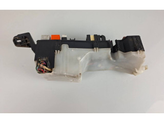 Блок предохранителей 5136YA1 Toyota Corolla Verso AR10