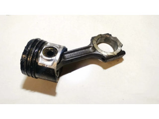 Píst Alfa Romeo 156 pro naftový motor 1.9