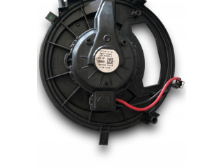 Вентилятор печки 5Q1819021E Volkswagen Golf VIII