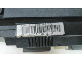 Přístrojová deska Mercedes-Benz C W203 2003 A2035401347