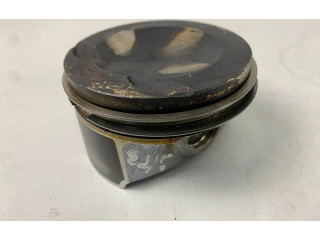  Поршень DNUE 06KBG, 82.435  Audi A3 S3 8V  