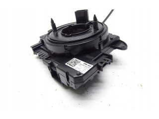 Подрулевой шлейф SRS 5K0953569AB Skoda Octavia Mk2 (1Z)