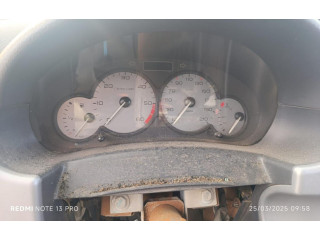 Přístrojová deska Citroen Berlingo 2004