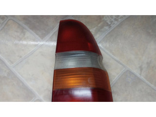 Задний фонарь правый 91AG13A602    Ford Escort   1995-2004 года