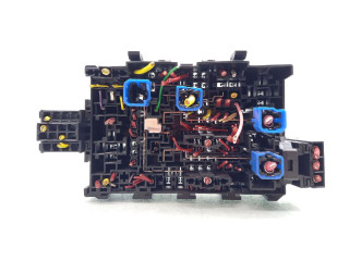 Pojistková skříňka 243805499R, 63570069 Renault Captur 2020