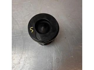 Píst 8340F Mercedes-Benz ML W164 pro naftový motor 3.0