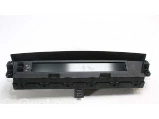 Дисплей    GDK4611J0   Mazda 6