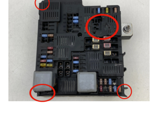 Блок предохранителей 32322427 Volvo V90 Cross Country