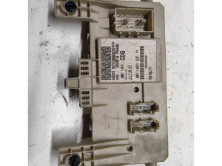 Блок предохранителей 4M5T14A073, R15F45F71   Ford Focus    