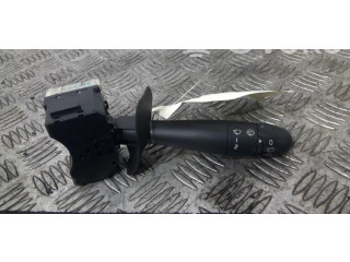 Ручка стеклоочистителей 7701051760 Renault Clio II