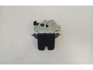 Замок багажника 8U0827520 Audi Q3 8U 2011 - 2016 года