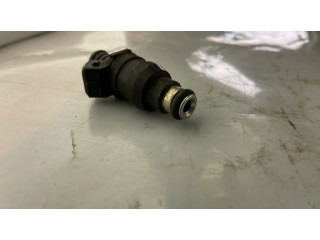 Форсунка 1747406, D3763FA    BMW 7 E38 для бензинового двигателя  4