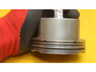  Поршень с шатуном    Porsche Cayenne (9PA)  