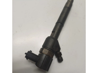 Vstřikovač 0445110411 Hyundai i40 pro naftový motor 1.7