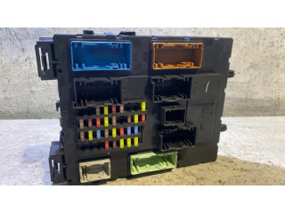 Блок предохранителей BV6N14A073PD, 526271F04   Ford Focus    