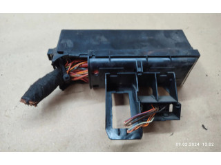   Pojistková skříňka    Volkswagen Tiguan 2010