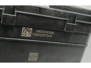 Блок предохранителей 68347003AE   Jeep Grand Cherokee WL    